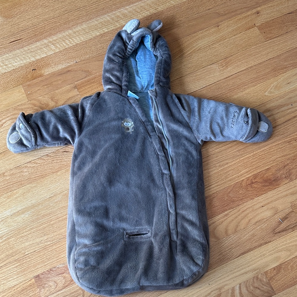 Carter’s CarSeat Snowsuit 0-6 month